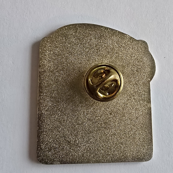 M&Ms pin brooch mars candy enamel retail - Picture 6 of 7